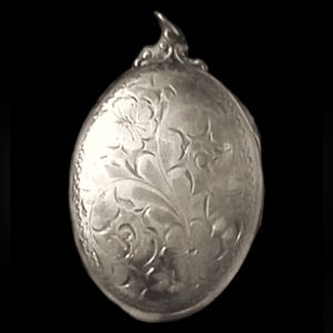 Large Silver Locket Pendant. AUTHENTIC Sterling Silver, Classic, floral